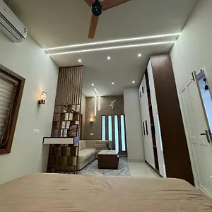 Diamond Crest Manor Villa Kozhikode